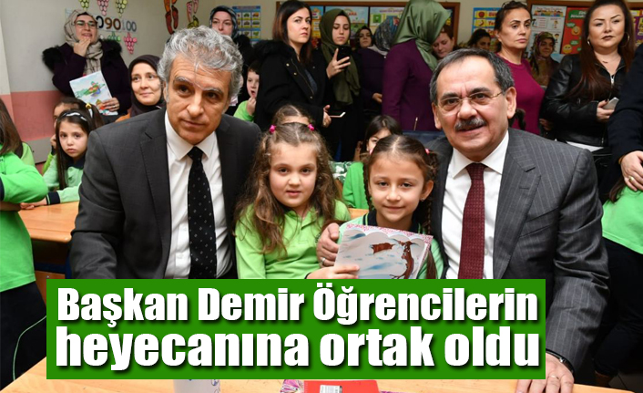 Başkan Demir, karne dağıttı Öğrencilerin heyecanına ortak oldu