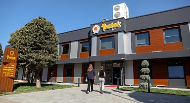 Petek Genç Açıldı