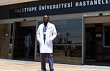 Gambiyalı Doktor Mezun Olduğu Hacettepe'de Şifa Dağıtıyor