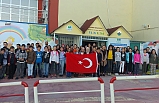 “Bayrağına, milletine vatanına sevdalı gençlik”
