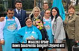 Muazzez Ersoy, Down Sendromlu Gençleri Ziyaret Etti